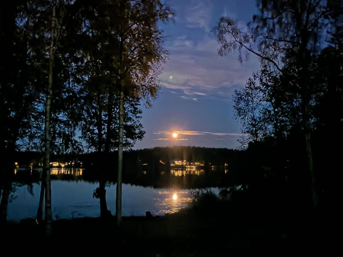 Loft By The Lake Asunto Omakotitalon Alakerrassa Ylojarvi Exteriér fotografie
